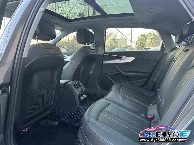 22年奥迪A4轿车抵押车出售