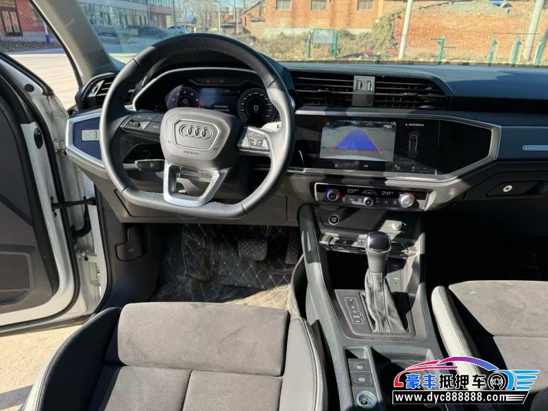 22年奥迪Q3轿车抵押车出售