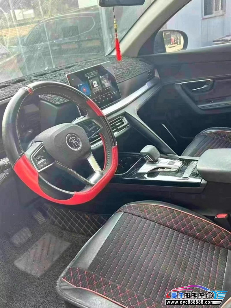 20年比亚迪宋轿车抵押车出售