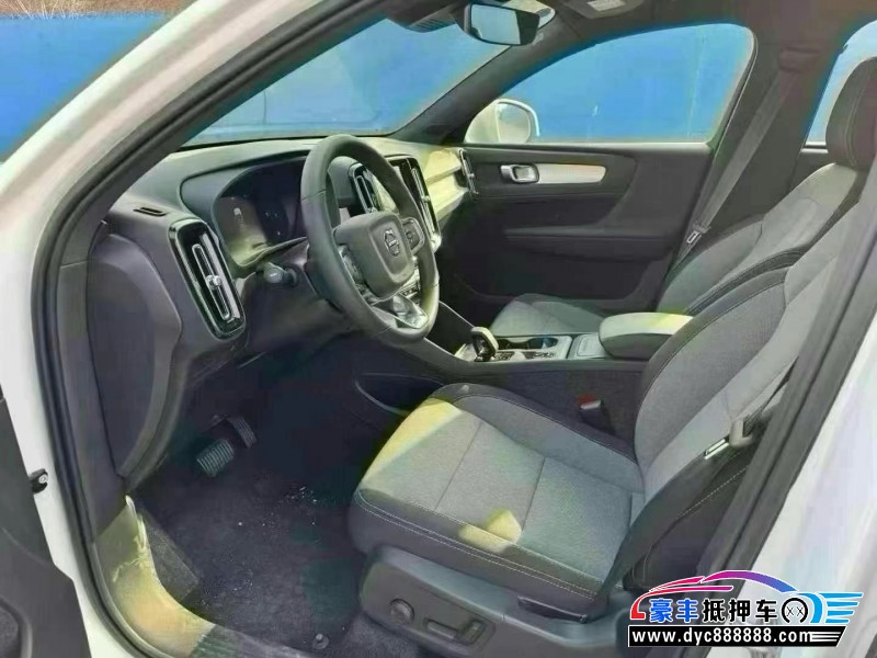 23年沃尔沃XC40轿车抵押车出售