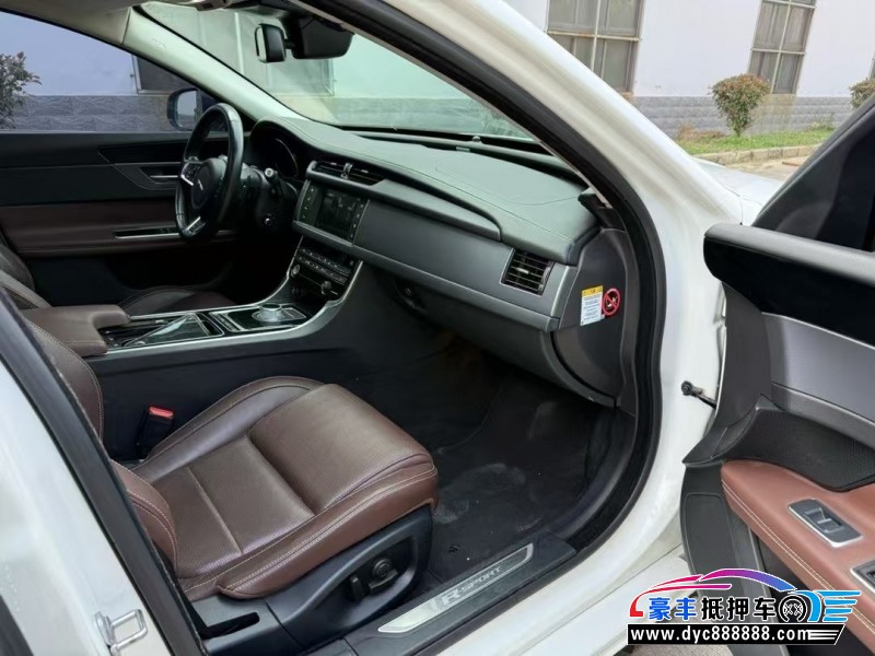 16年捷豹XF轿车抵押车出售