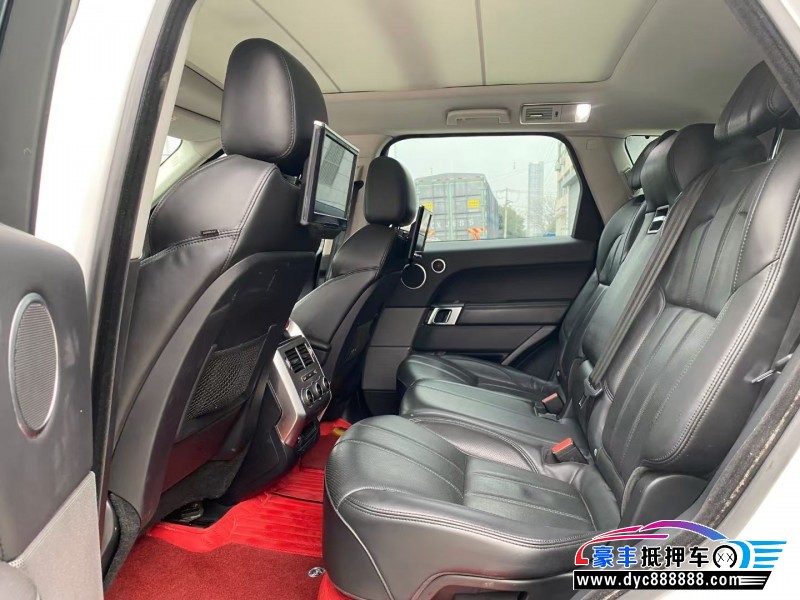 17年路虎揽胜运动版轿车抵押车出售