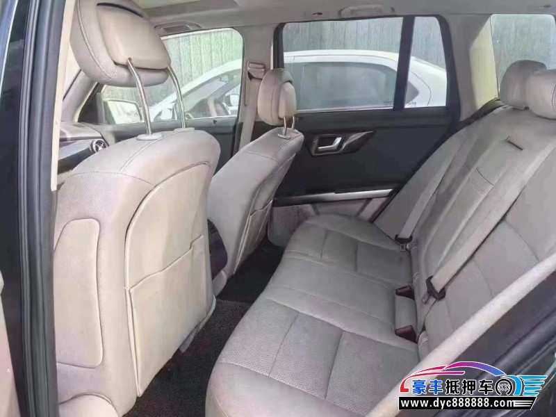 15年奔驰GLK级轿车抵押车出售