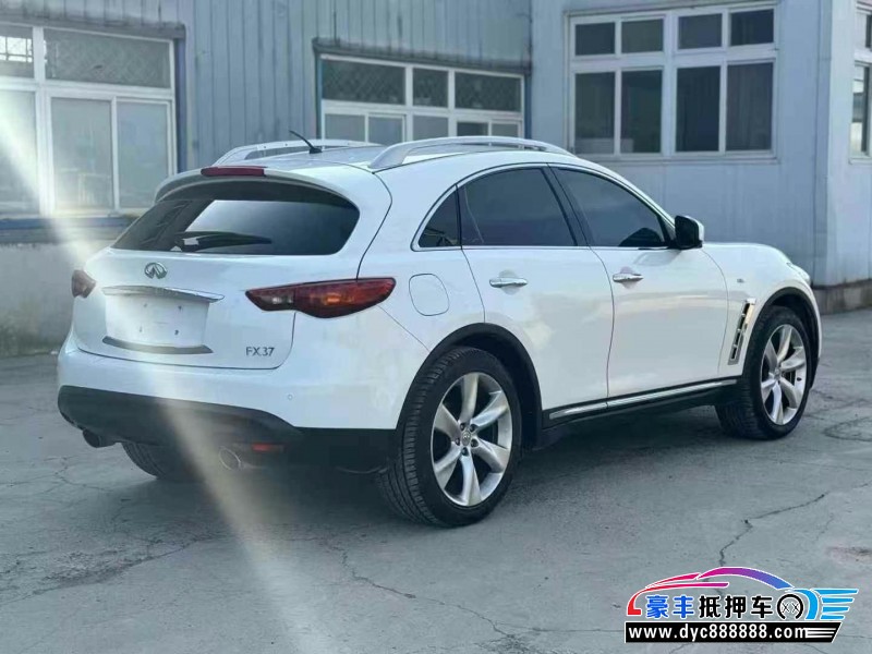 13年英菲尼迪FX37轿车抵押车出售