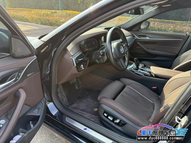 24年宝马5系轿车抵押车出售