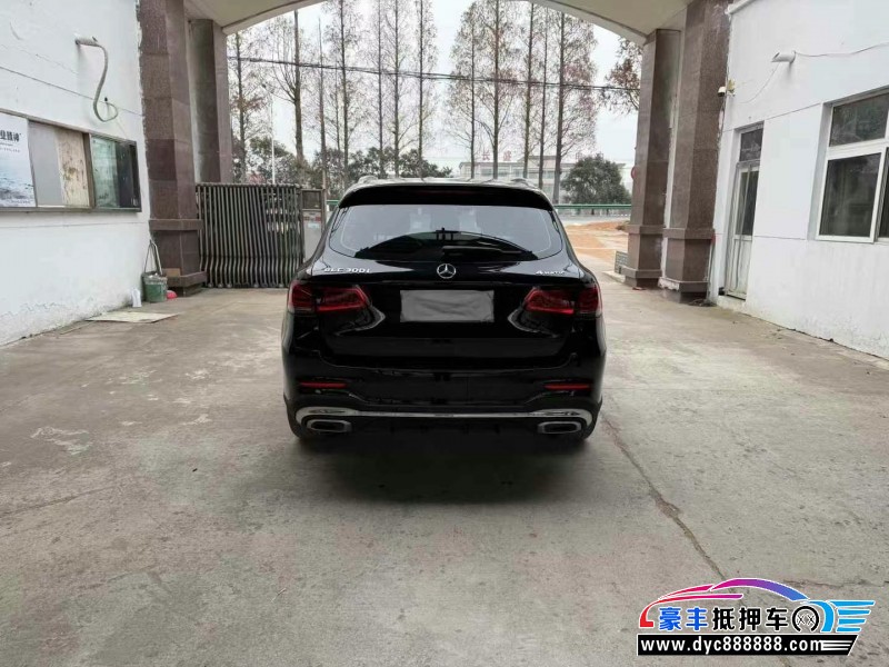 21年奔驰GLC轿车抵押车出售