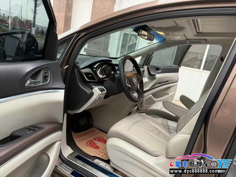 20年别克GL8轿车抵押车出售