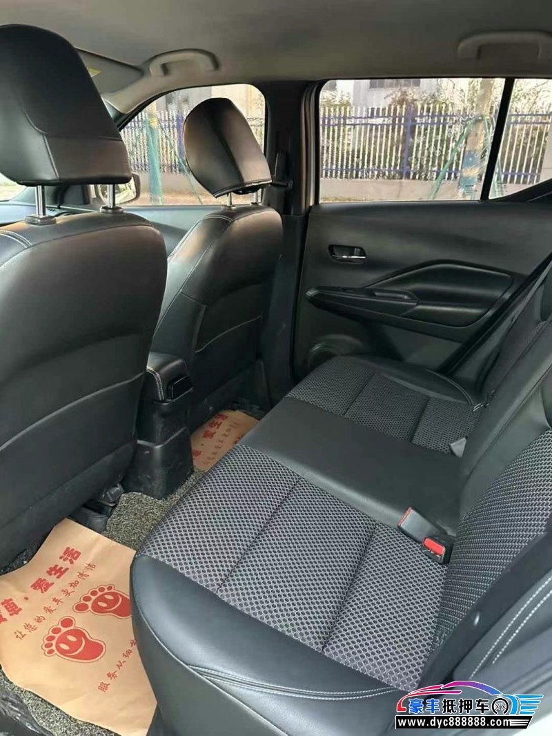 18年日产劲客轿车抵押车出售