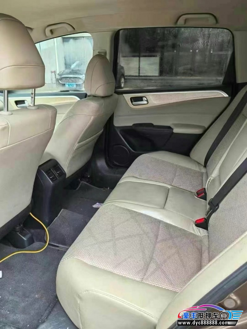 14年本田杰德轿车抵押车出售