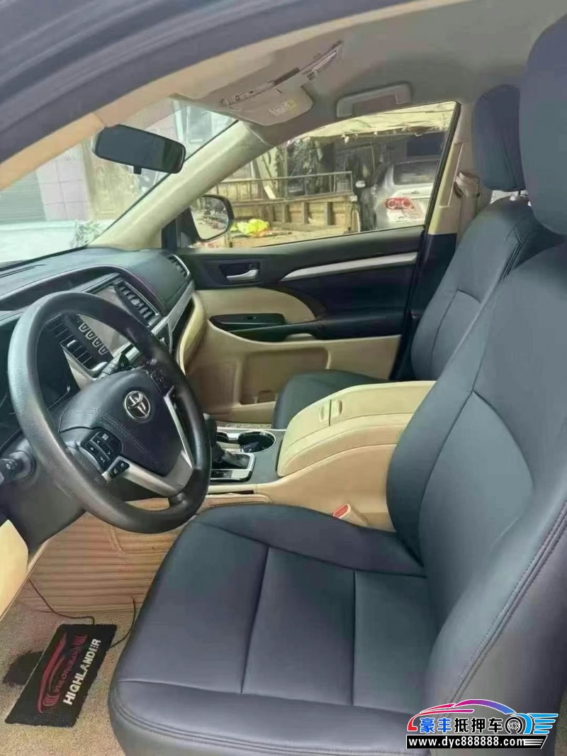 15年丰田汉兰达轿车抵押车出售