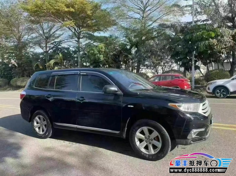 13年丰田汉兰达轿车抵押车出售