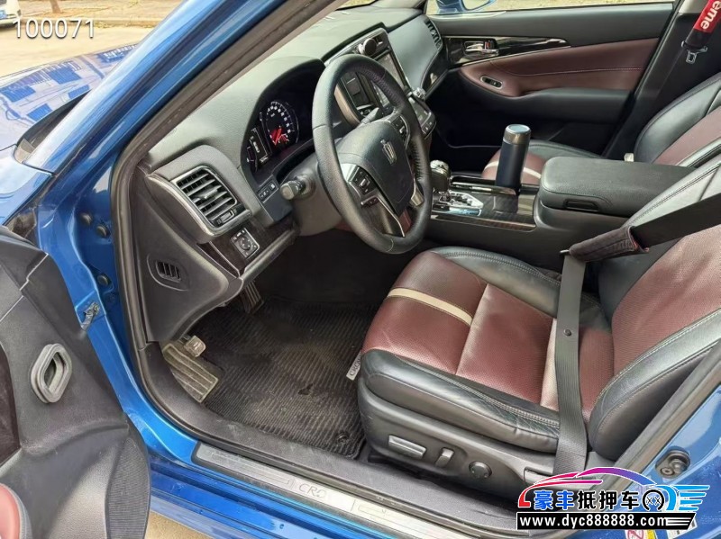 17年丰田皇冠轿车抵押车出售