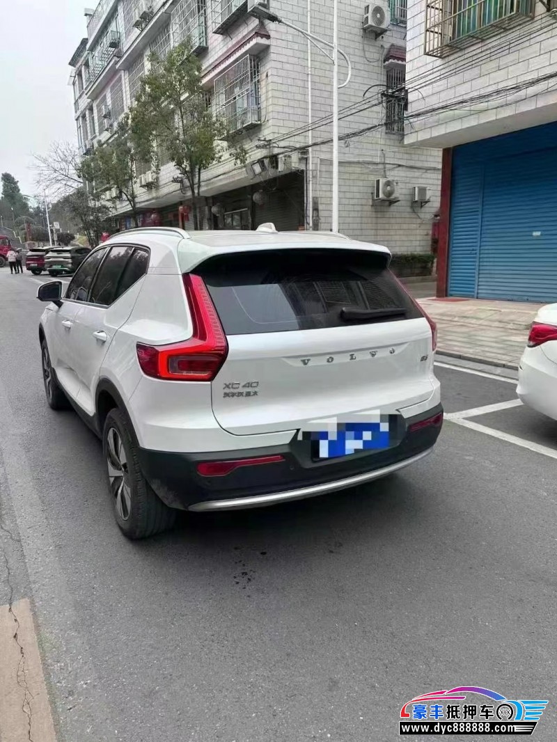 24年沃尔沃XC40轿车抵押车出售