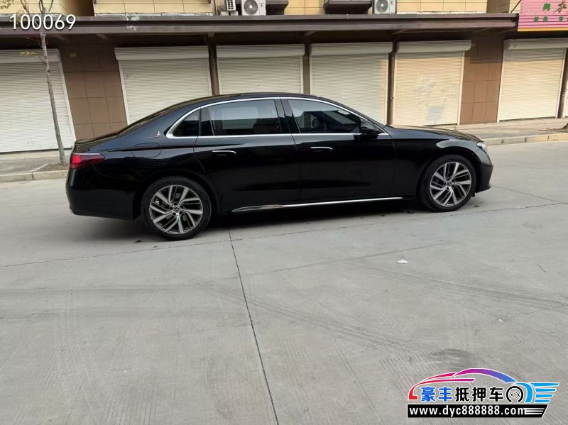 24年奔驰E轿车抵押车出售