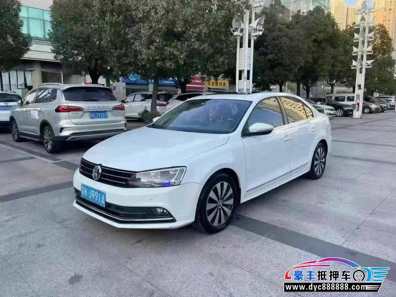 18年大众速腾轿车抵押车出售