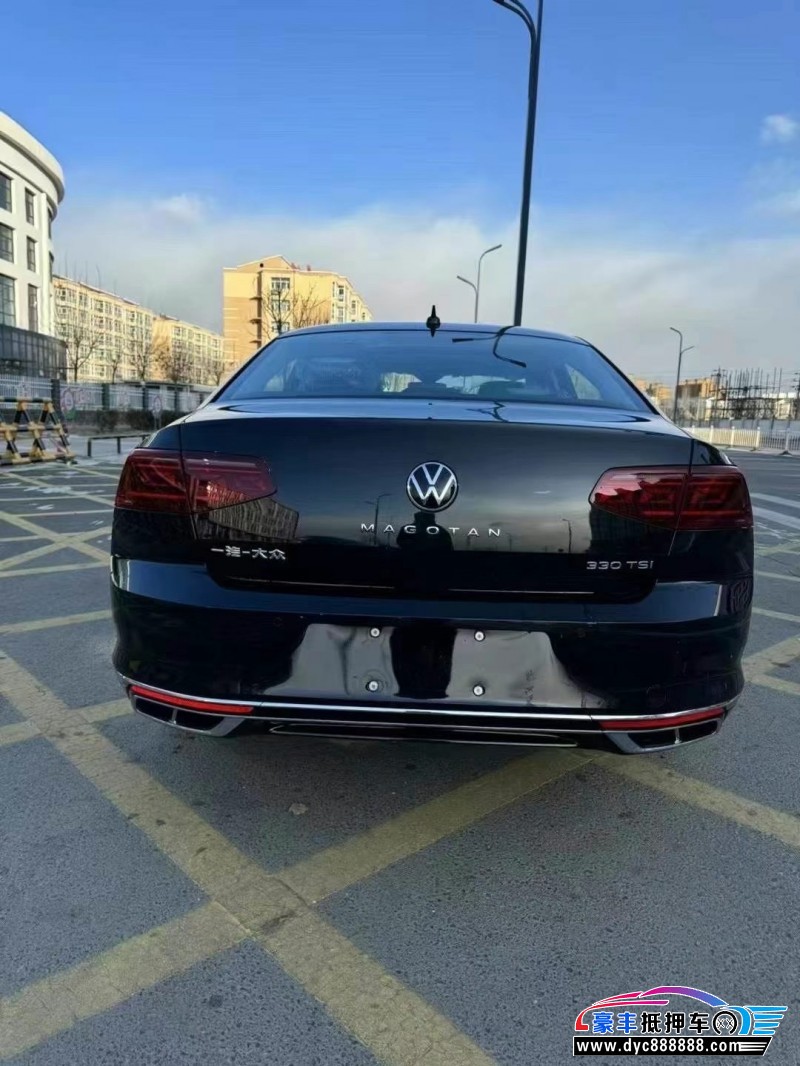 25年大众迈腾轿车抵押车出售