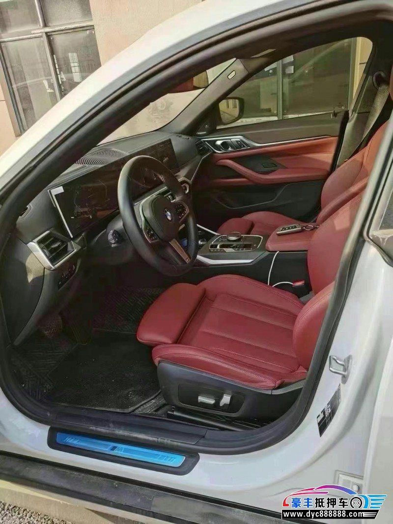 24年宝马4系轿车抵押车出售