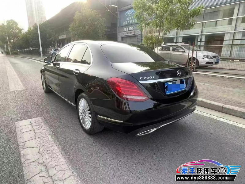 14年奔驰C轿车抵押车出售
