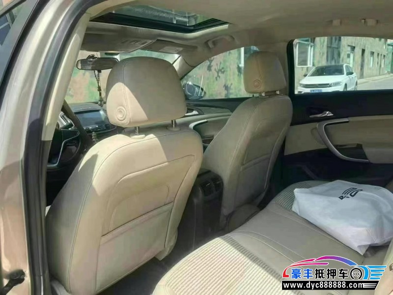 14年别克君威轿车抵押车出售