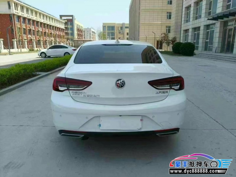 22年别克君威轿车抵押车出售