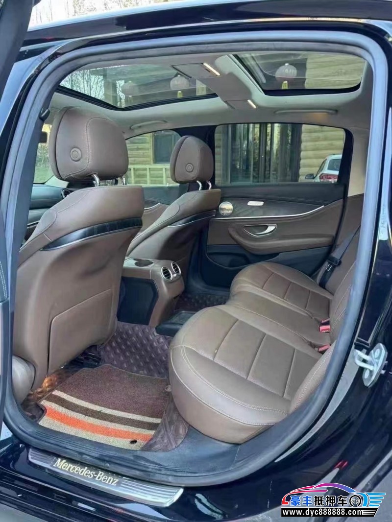 20年奔驰E轿车抵押车出售