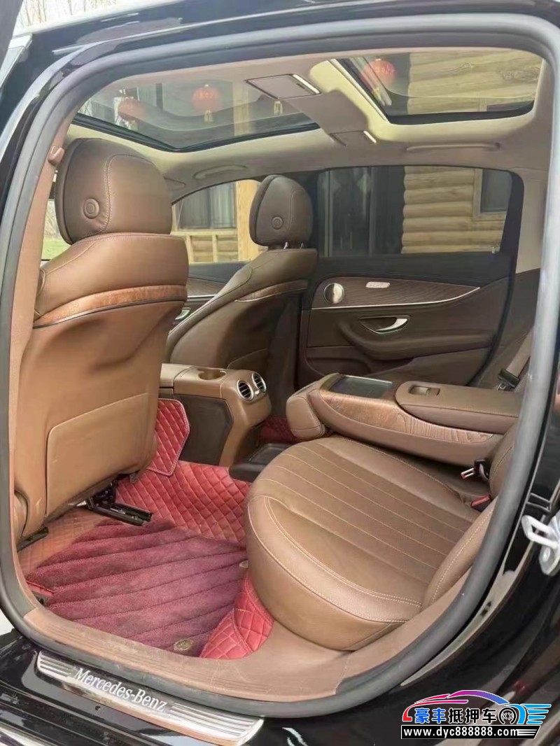 20年奔驰E轿车抵押车出售