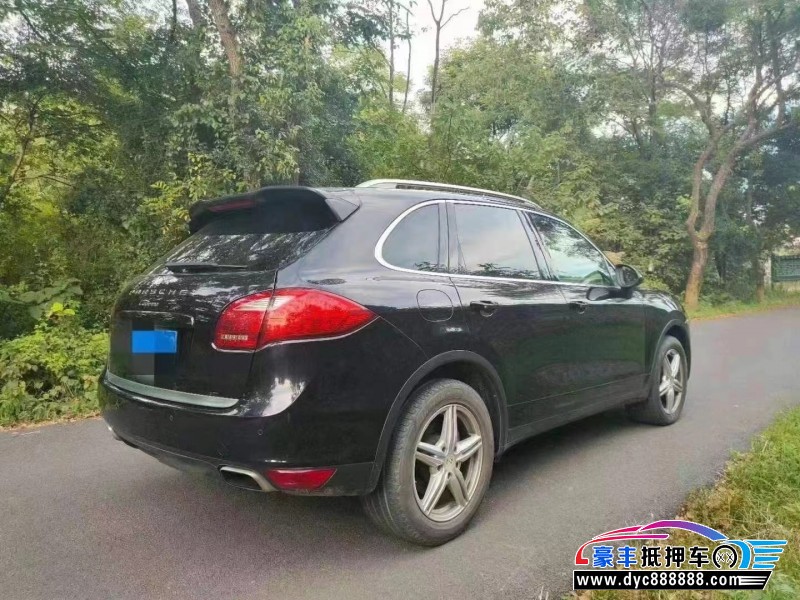 14年保时捷卡宴轿车抵押车出售