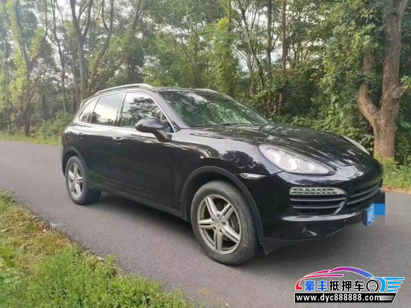 14年保时捷卡宴轿车抵押车出售