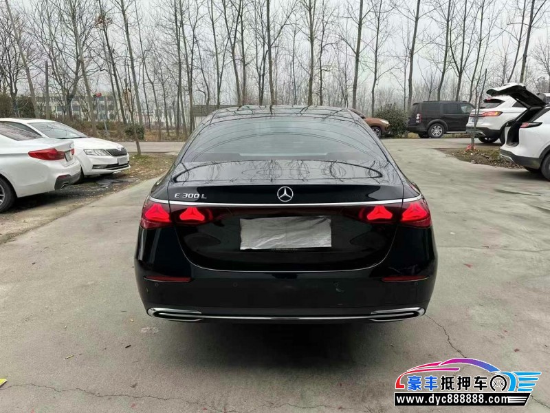 24年奔驰E轿车抵押车出售