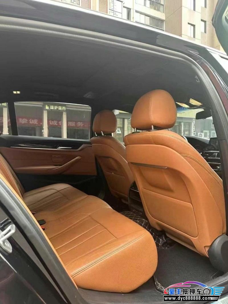 19年宝马5系轿车抵押车出售