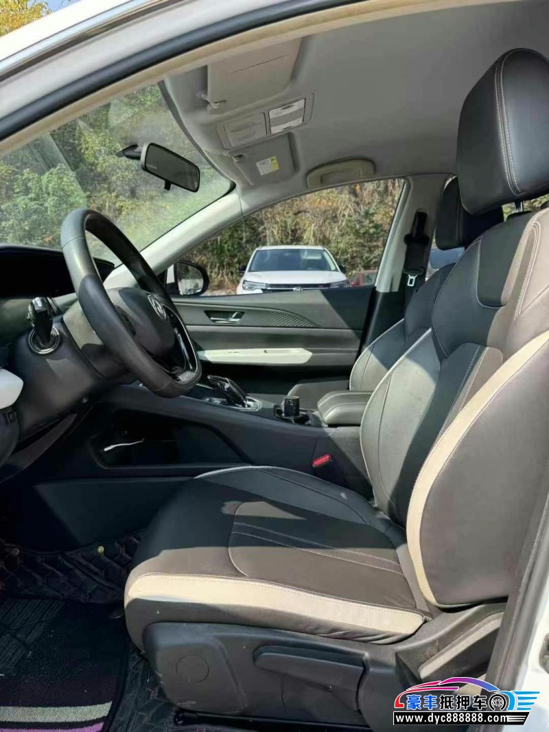 22年东风风神E70轿车抵押车出售