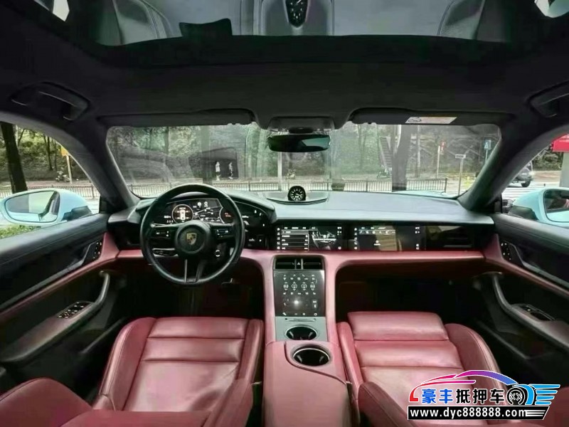 21年保时捷TaYcan轿车抵押车出售