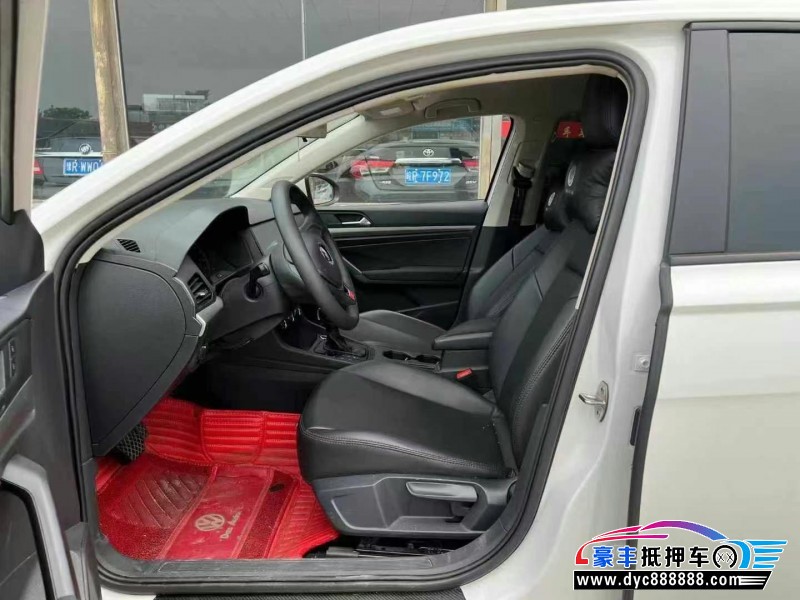 20年大众朗逸轿车抵押车出售