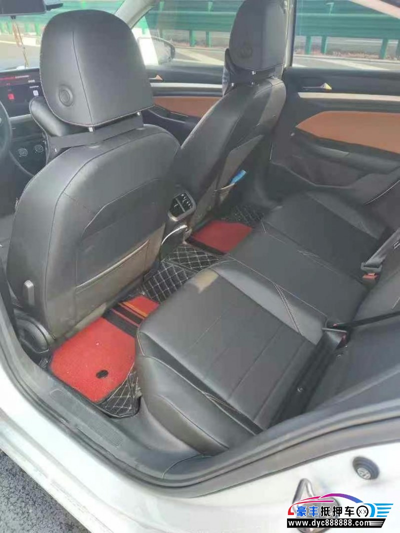 22年大众宝来轿车抵押车出售