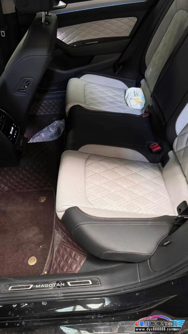 23年大众迈腾轿车抵押车出售