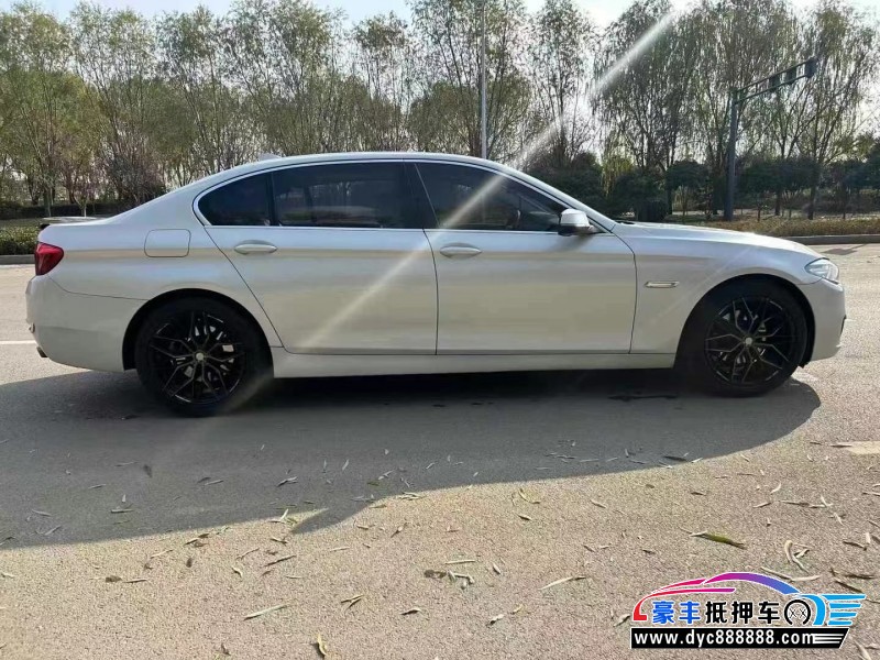 17年宝马5系轿车抵押车出售