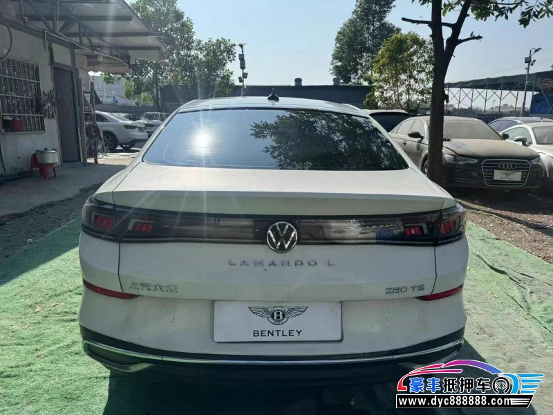 22年大众凌渡轿车抵押车出售