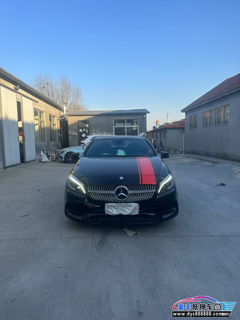 16年奔驰A级AMG轿车抵押车出售