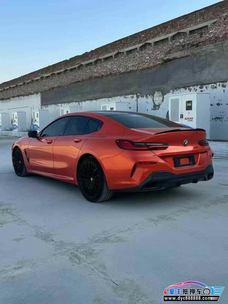 21年宝马8系轿车抵押车出售