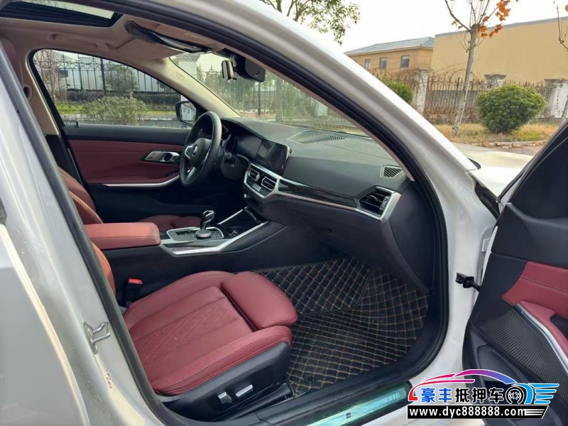 22年宝马3系轿车抵押车出售