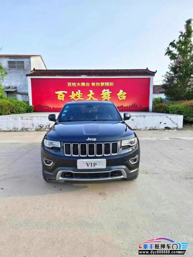 14年Jeep大切诺基轿车抵押车出售