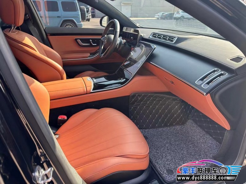 22年奔驰S轿车抵押车出售