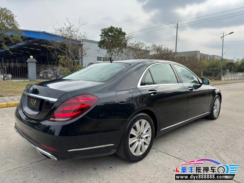 19年奔驰S轿车抵押车出售