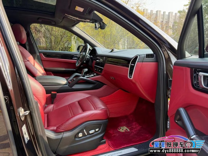 21年保时捷卡宴轿车抵押车出售