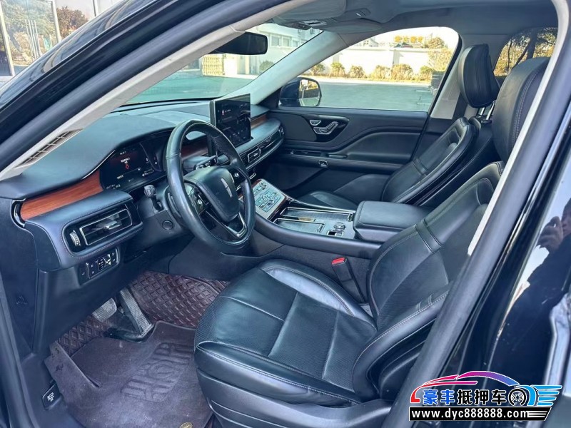 22年林肯飞行家轿车抵押车出售