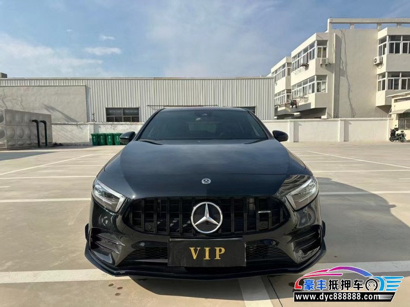 22年奔驰A轿车抵押车出售