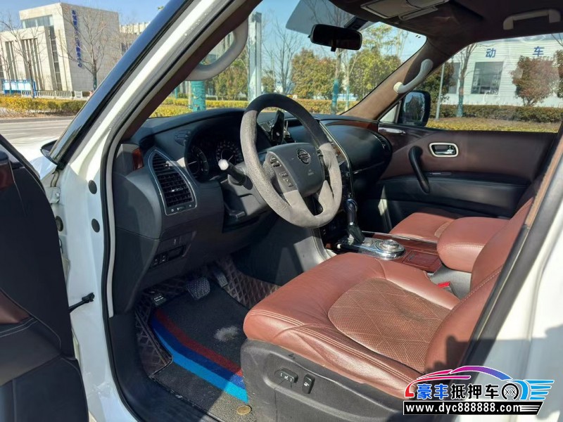 17年日产途乐轿车抵押车出售