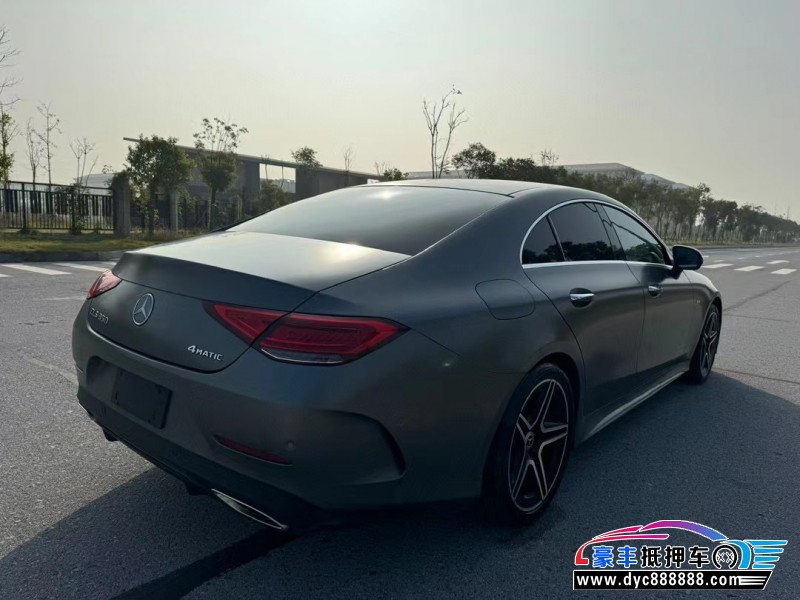 18年奔驰CLS轿车抵押车出售