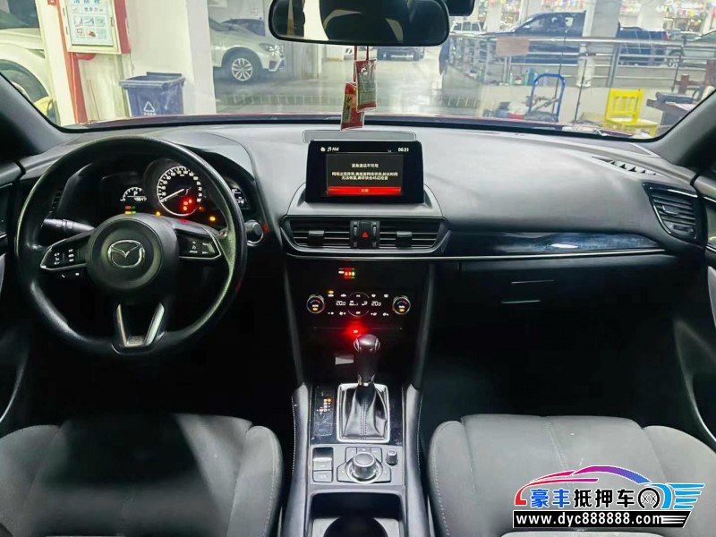 20年马自达CX-4轿车抵押车出售