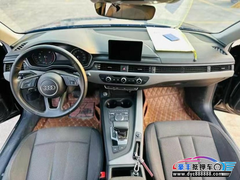 19年奥迪A4轿车抵押车出售